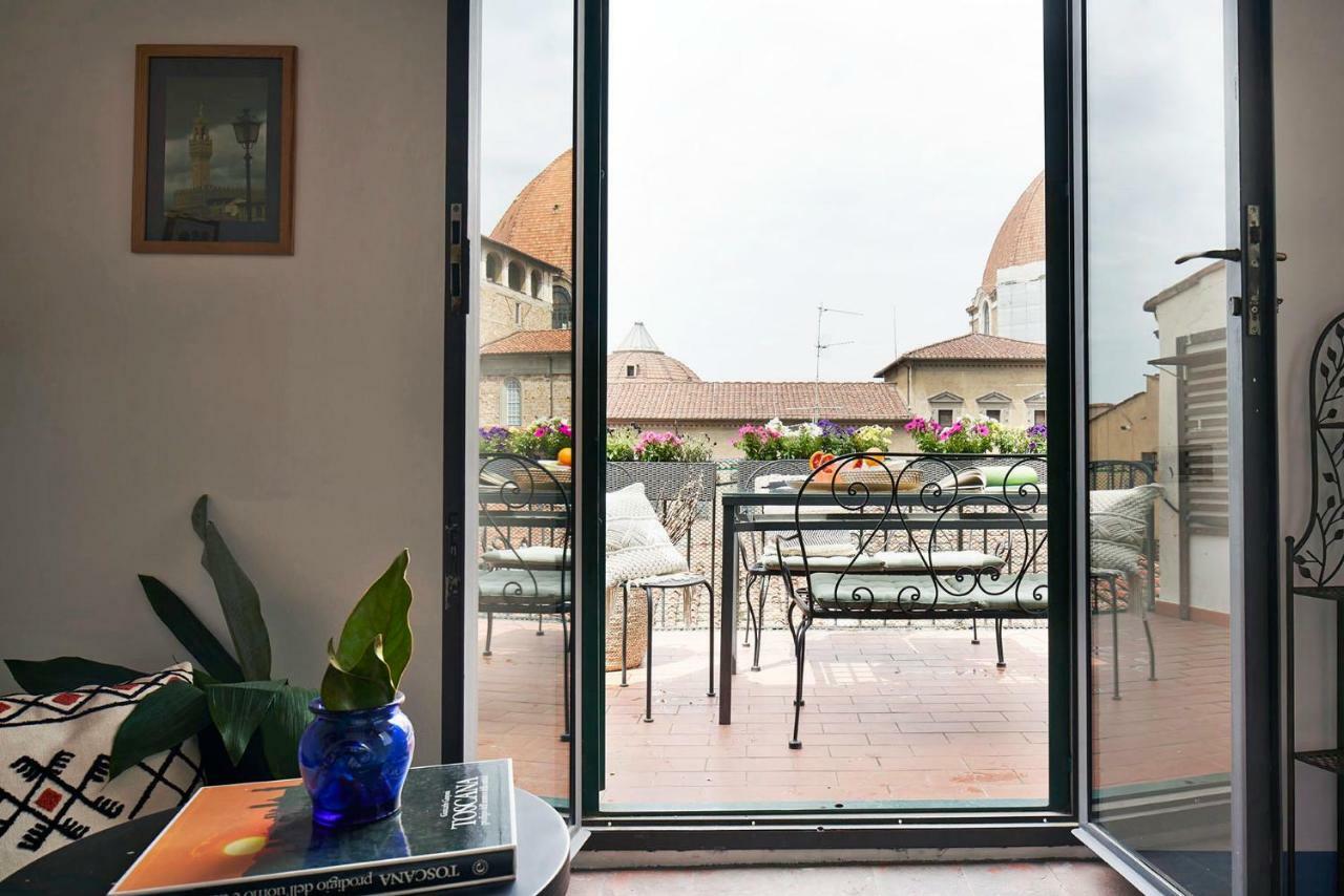 Best Location W/ Breathtaking Views Chic Palace Floransa Dış mekan fotoğraf
