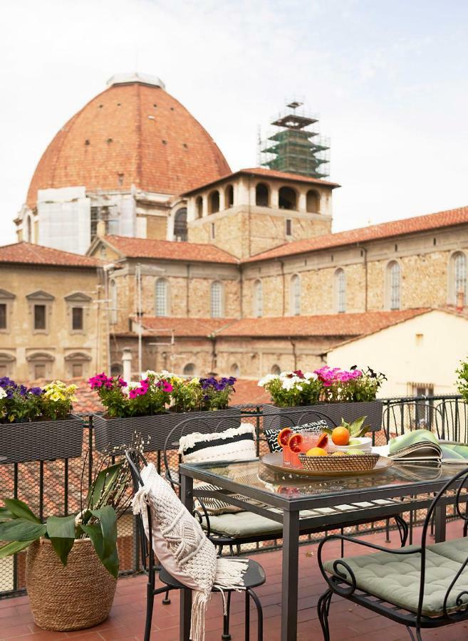 Best Location W/ Breathtaking Views Chic Palace Floransa Dış mekan fotoğraf
